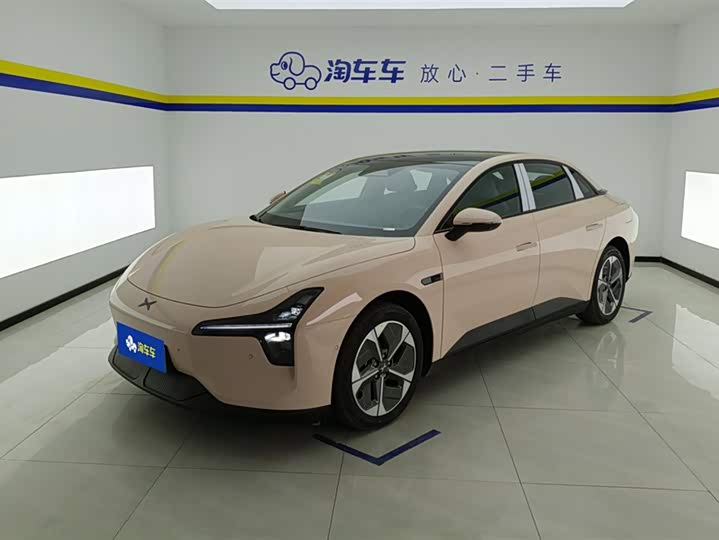 Фото 1 - XPeng Mona M03