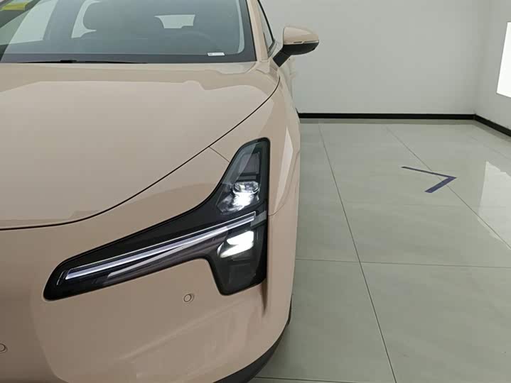 Фото 5 - XPeng Mona M03