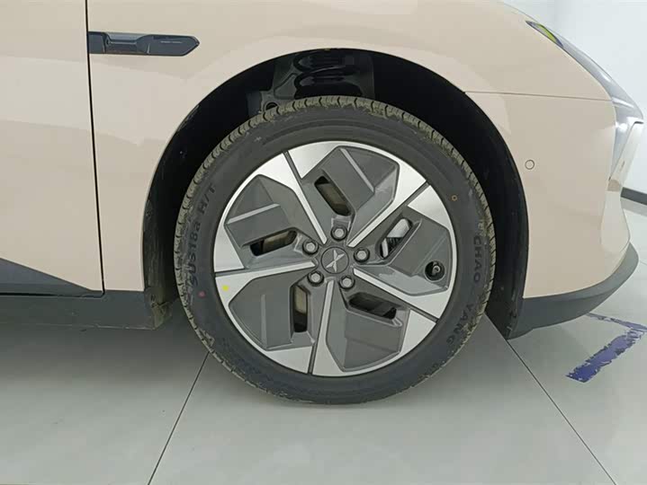 Фото 6 - XPeng Mona M03