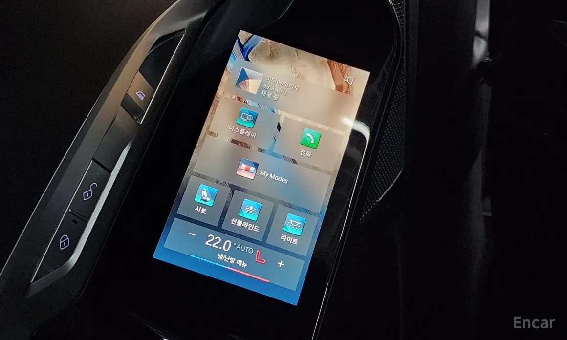 Фото 13 - BMW 7 Series