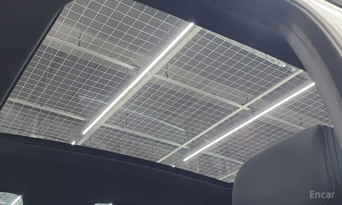 Фото 17 - BMW 7 Series