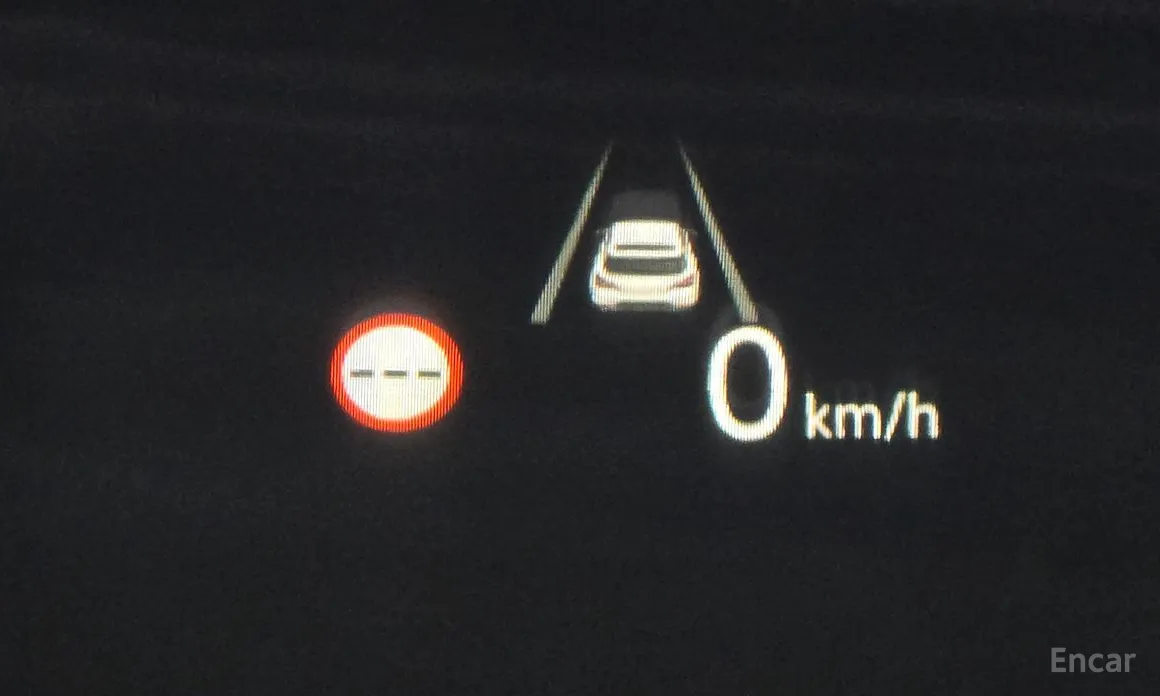 Фото 14 - Genesis G70