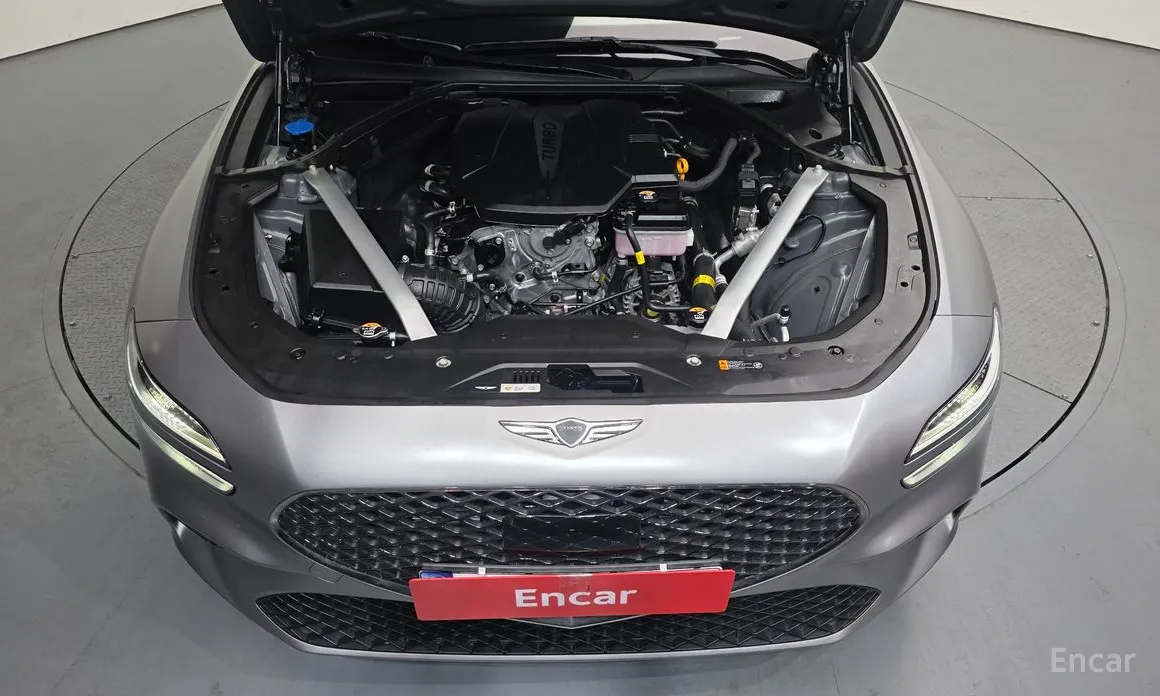 Фото 6 - Genesis G70