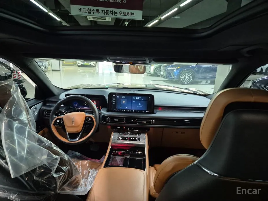 Фото 6 - Lincoln Aviator