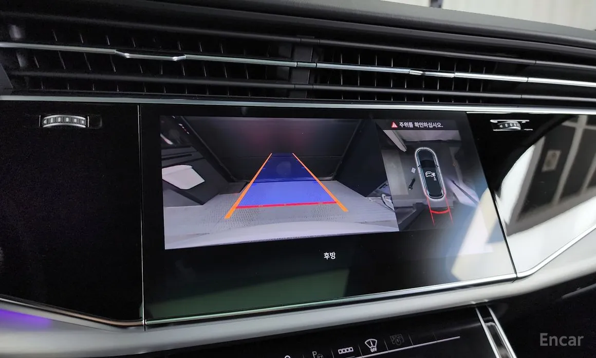 Фото 15 - Audi Q7