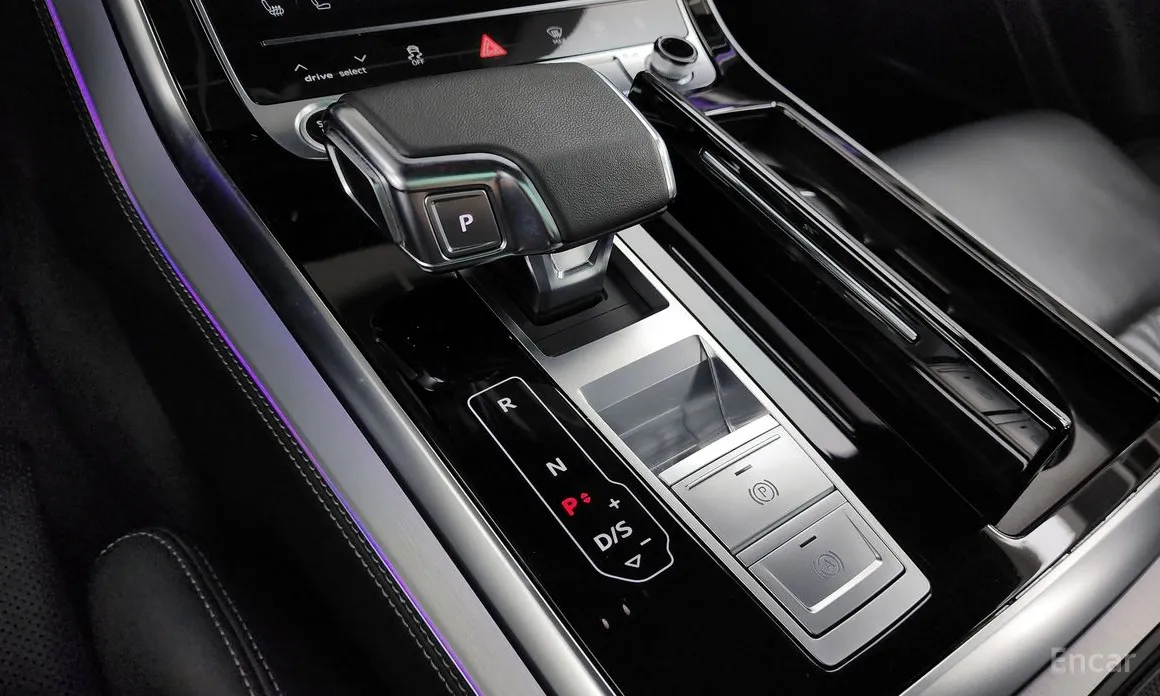 Фото 9 - Audi Q7