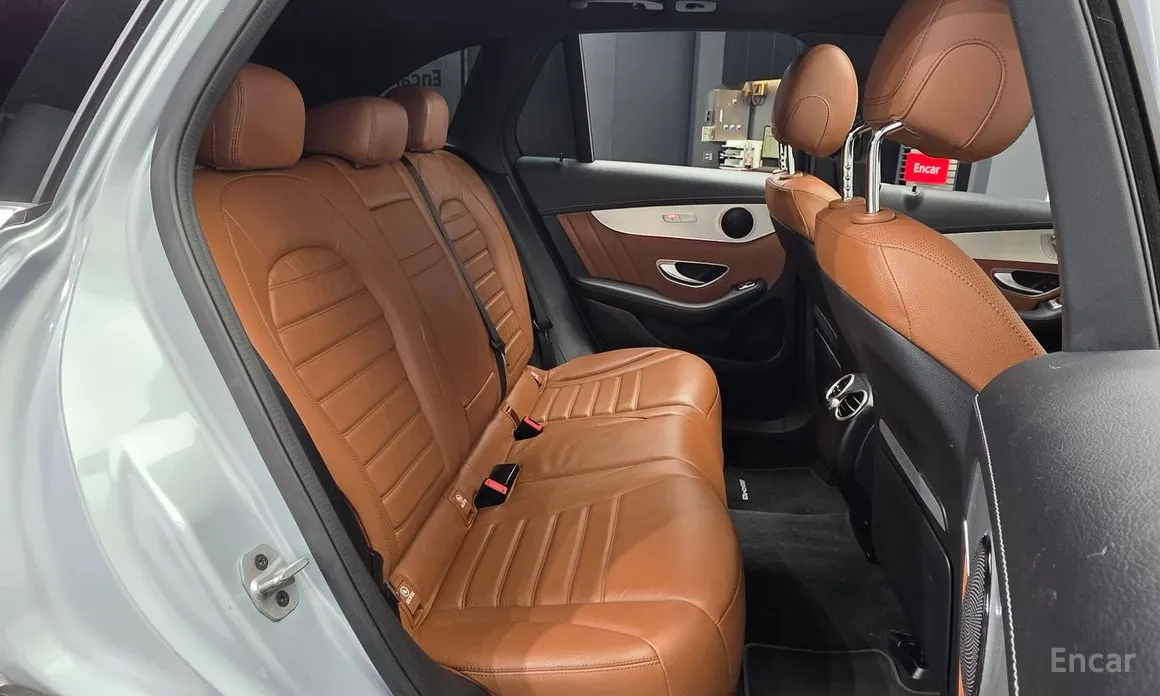 Фото 12 - Mercedes-Benz GLC-Class