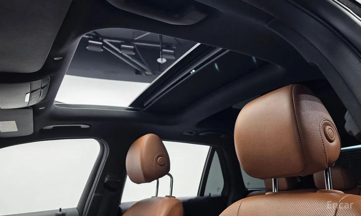 Фото 18 - Mercedes-Benz GLC-Class