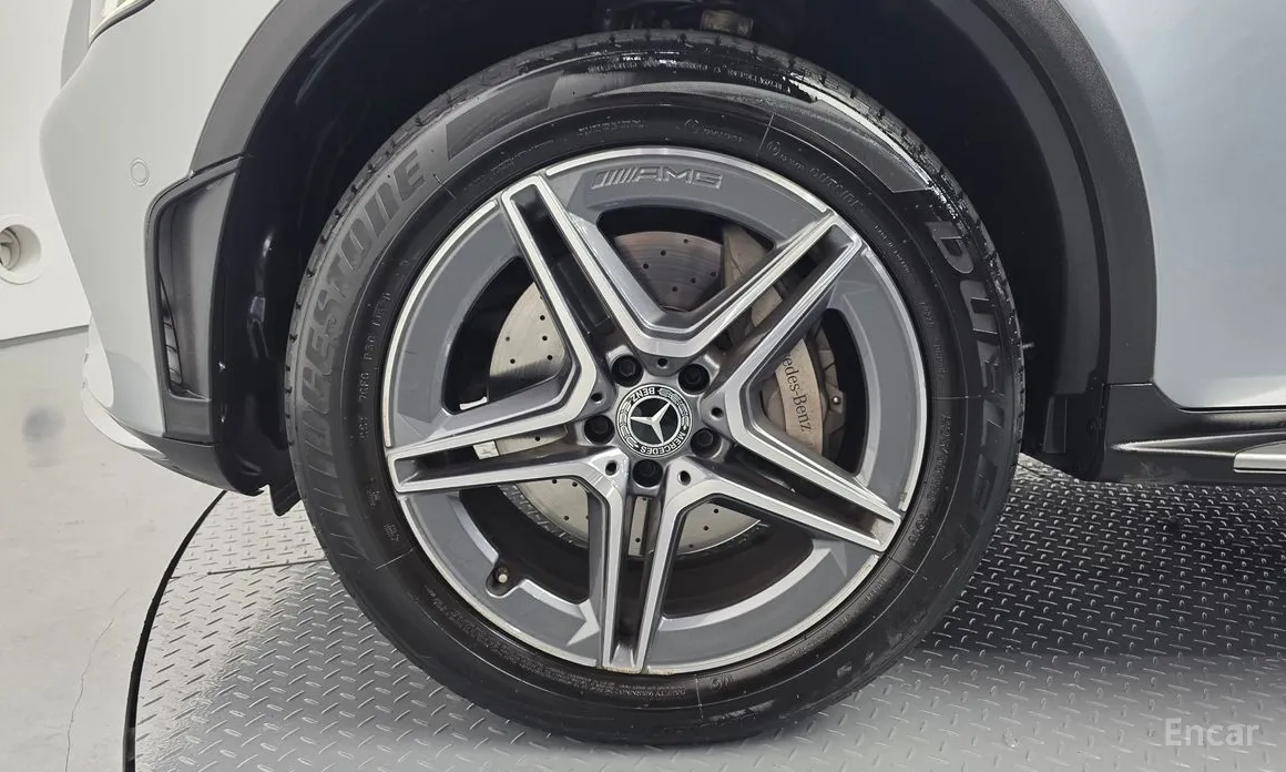 Фото 5 - Mercedes-Benz GLC-Class