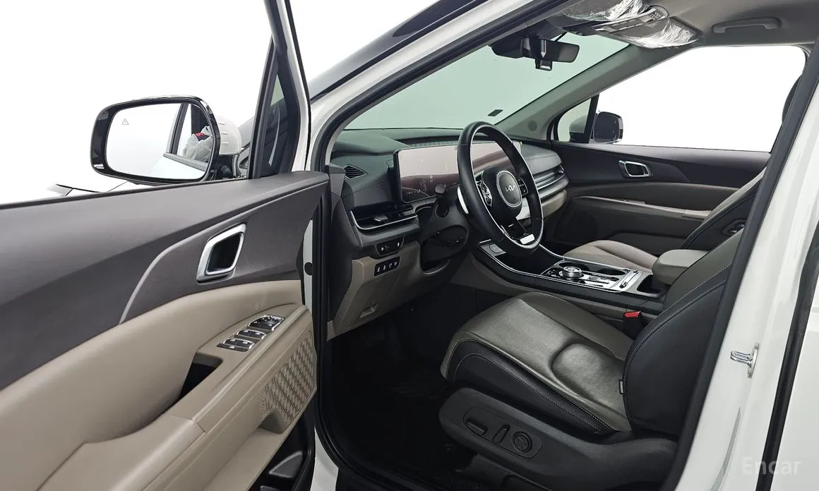 Фото 11 - Kia Carnival