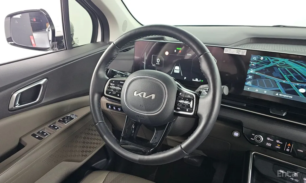 Фото 13 - Kia Carnival