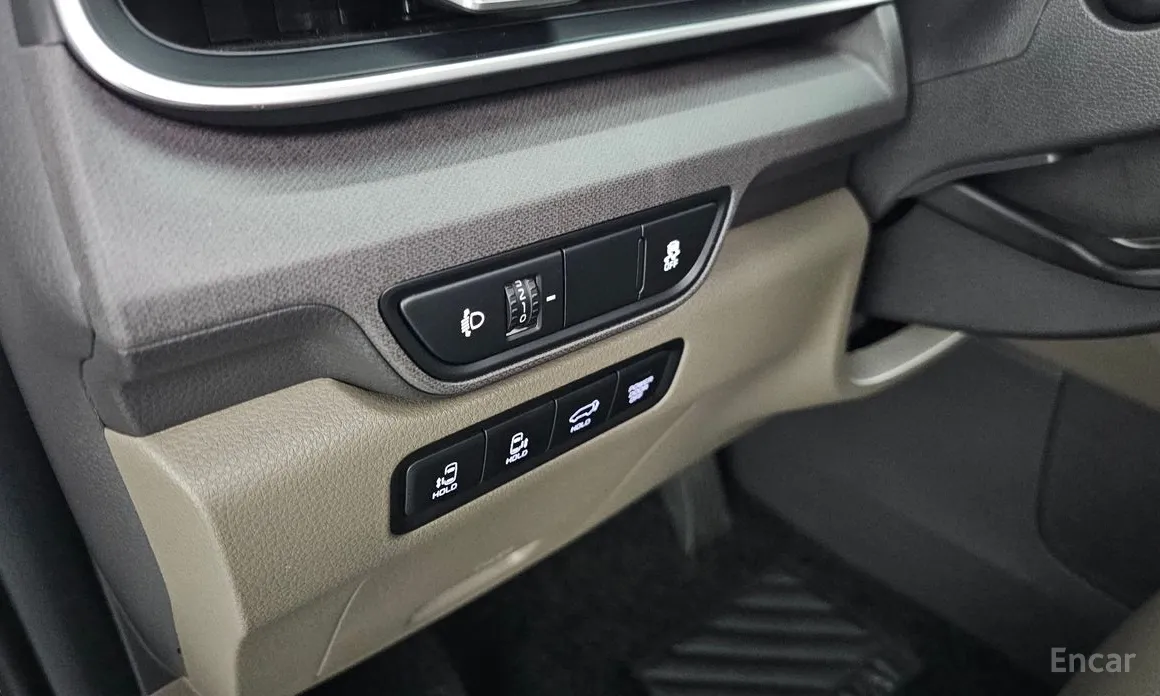 Фото 16 - Kia Carnival