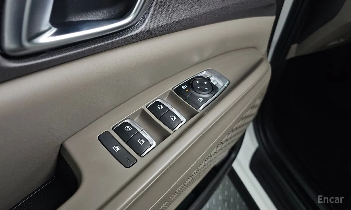 Фото 18 - Kia Carnival