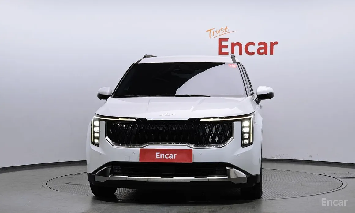 Фото 3 - Kia Carnival