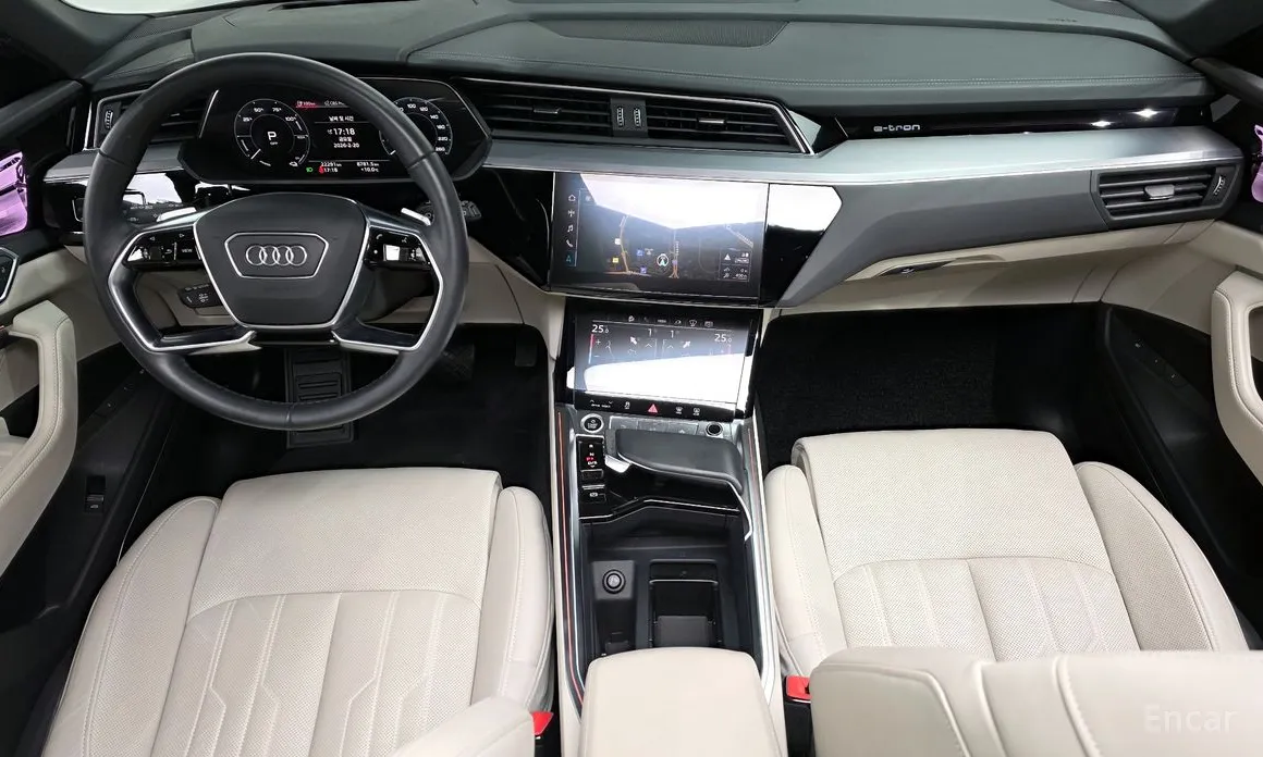 Фото 7 - Audi e-tron