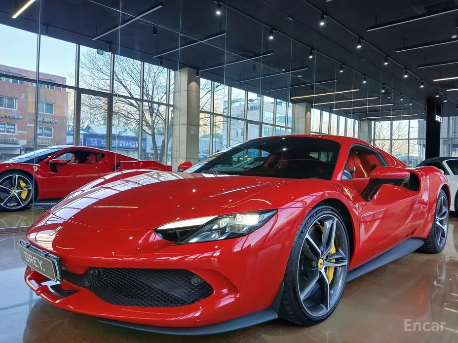 Фото 2 - Ferrari 296