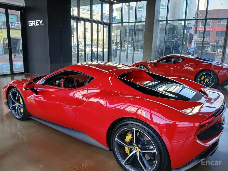 Фото 7 - Ferrari 296