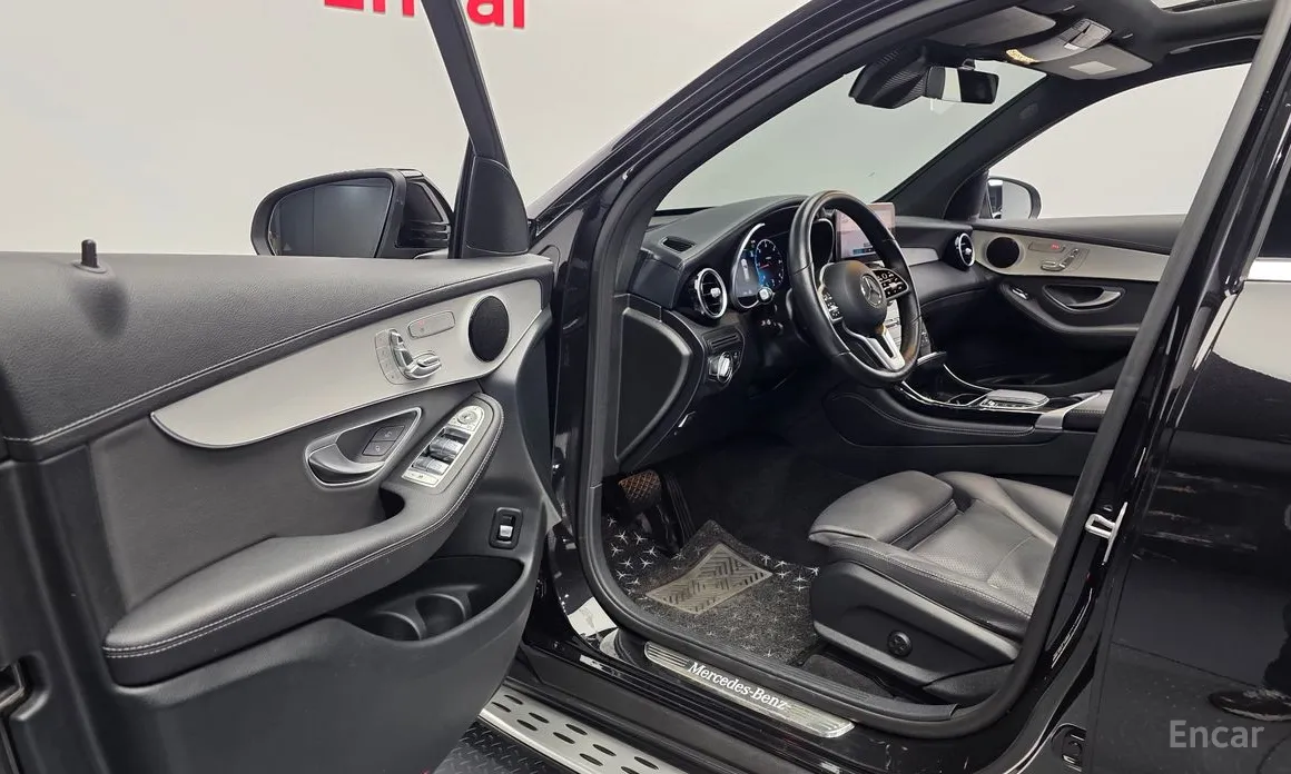 Фото 10 - Mercedes-Benz GLC-Class