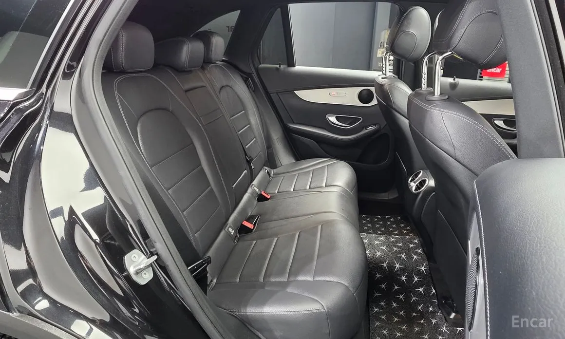 Фото 12 - Mercedes-Benz GLC-Class