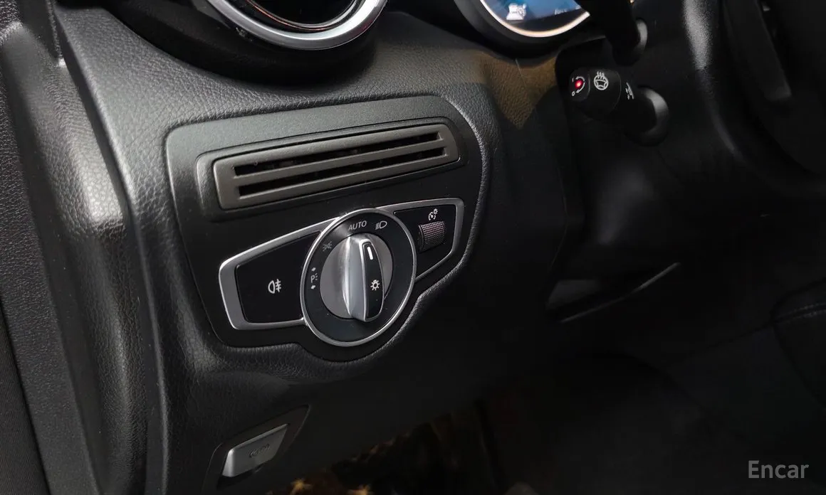 Фото 19 - Mercedes-Benz GLC-Class