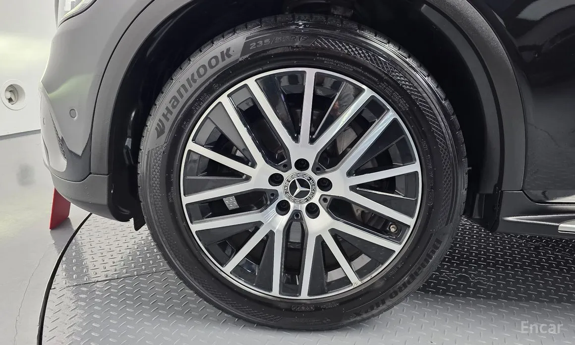 Фото 5 - Mercedes-Benz GLC-Class