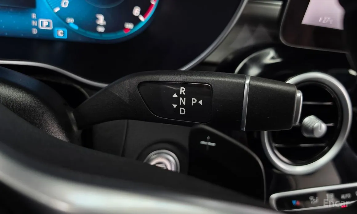 Фото 9 - Mercedes-Benz GLC-Class