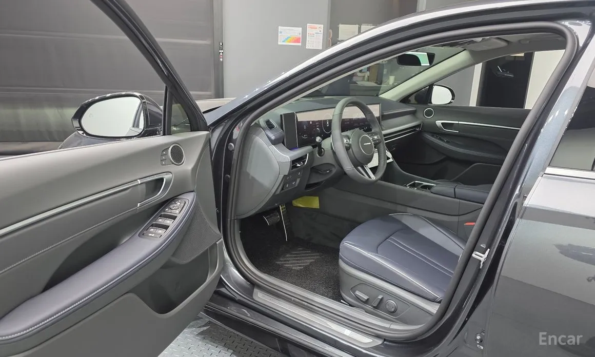 Фото 10 - Hyundai Sonata