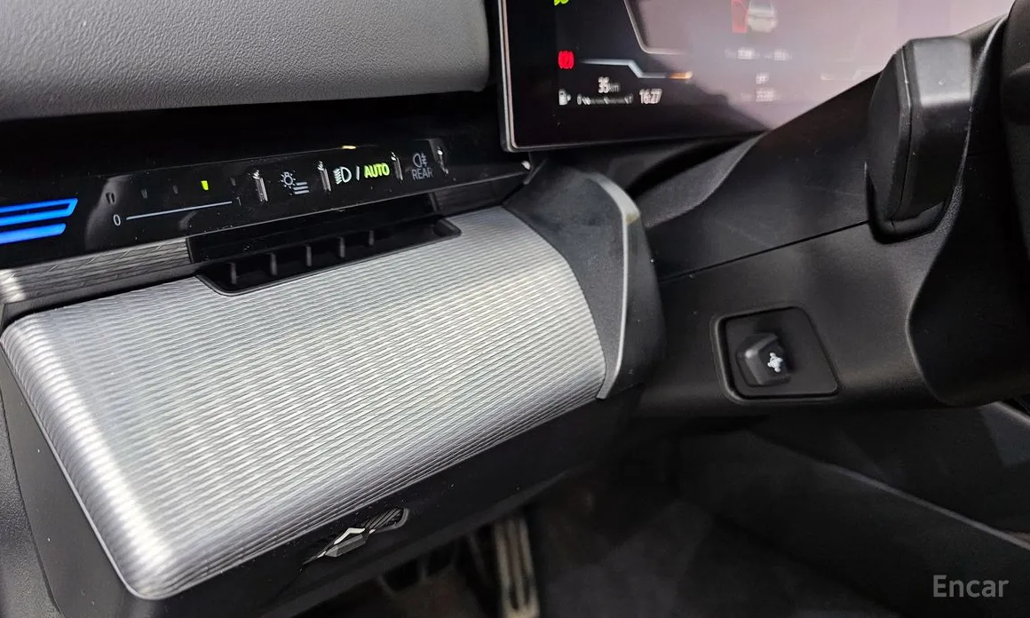 Фото 14 - BMW 5 Series