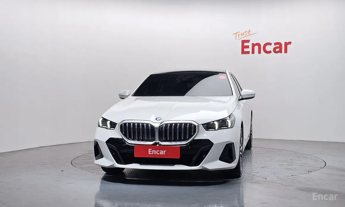 Фото 3 - BMW 5 Series