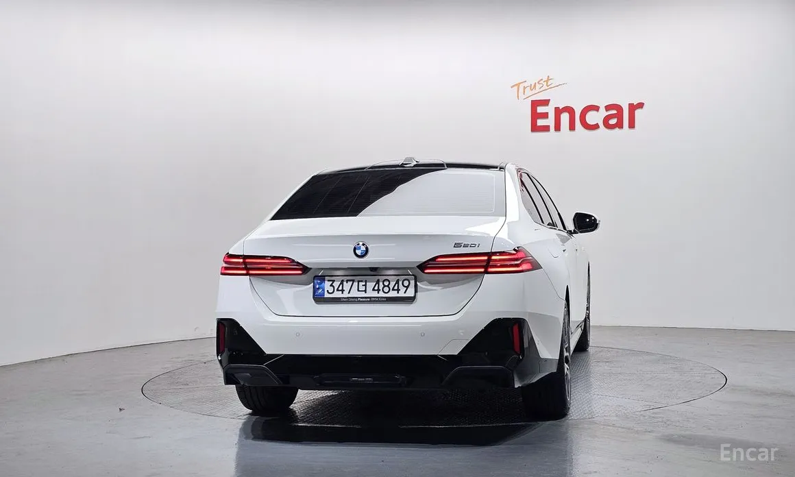 Фото 4 - BMW 5 Series