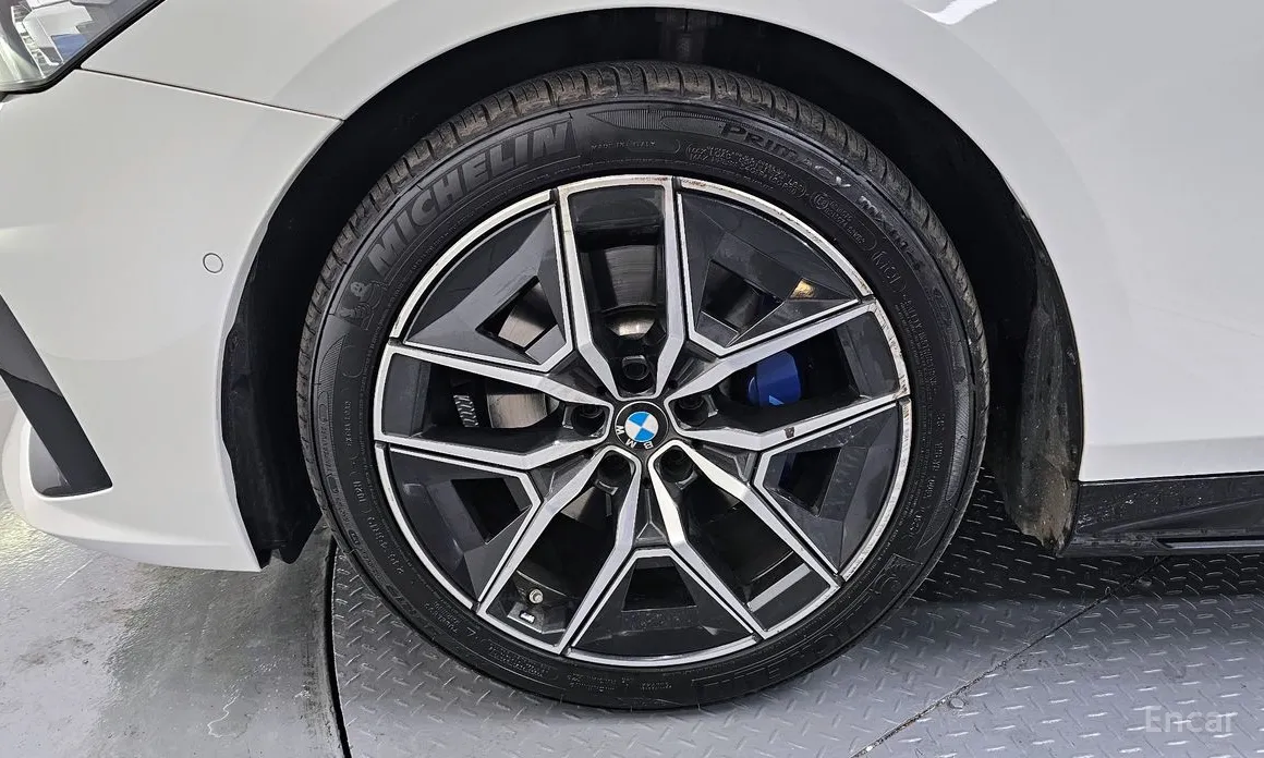 Фото 5 - BMW 5 Series