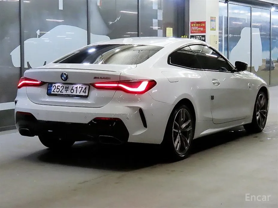 Фото 4 - BMW 4 Series