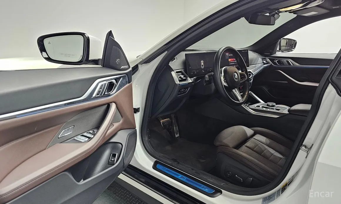 Фото 11 - BMW i4