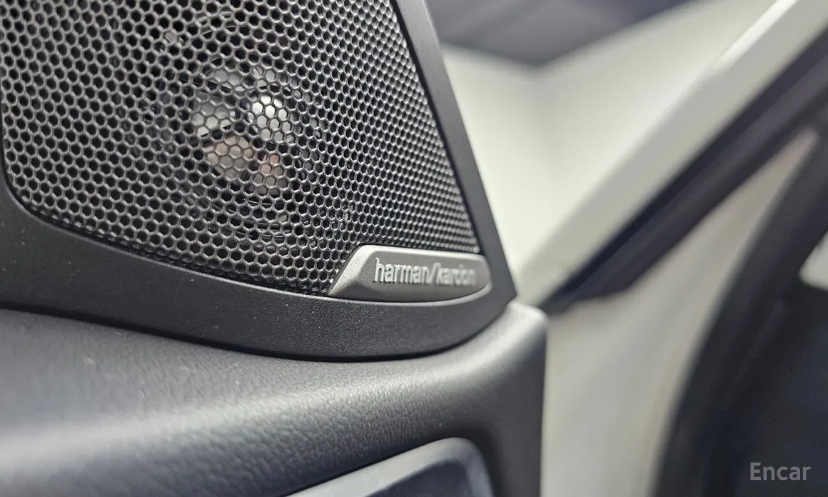 Фото 18 - BMW i4