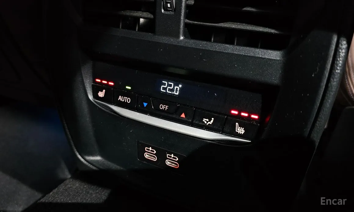 Фото 19 - BMW i4