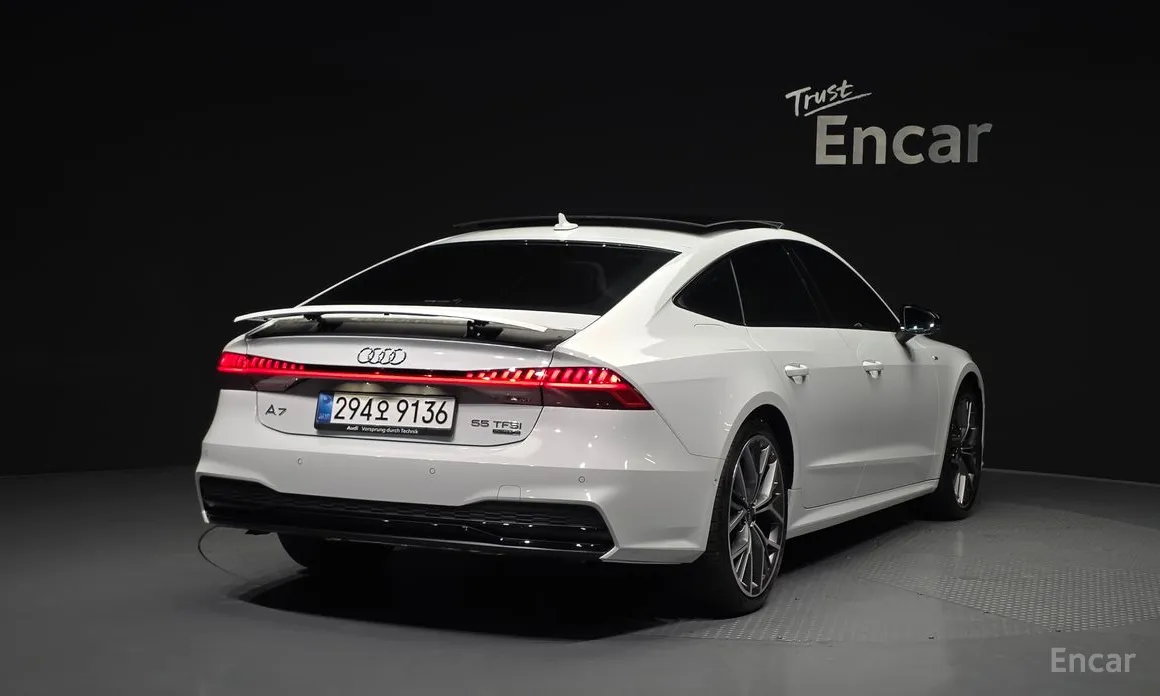 Фото 2 - Audi A7