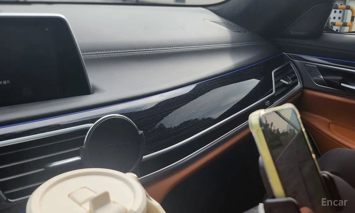 Фото 7 - BMW 7 Series