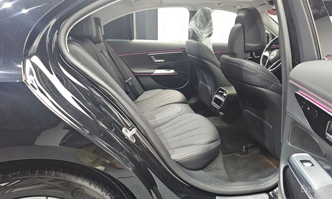 Фото 12 - Mercedes-Benz E-Class