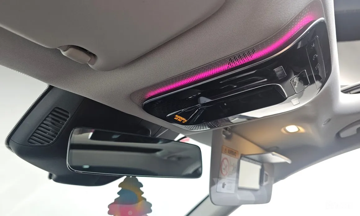 Фото 17 - Mercedes-Benz E-Class