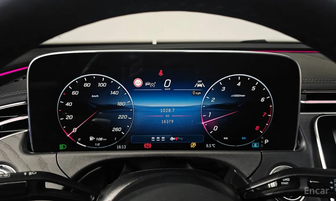 Фото 8 - Mercedes-Benz E-Class