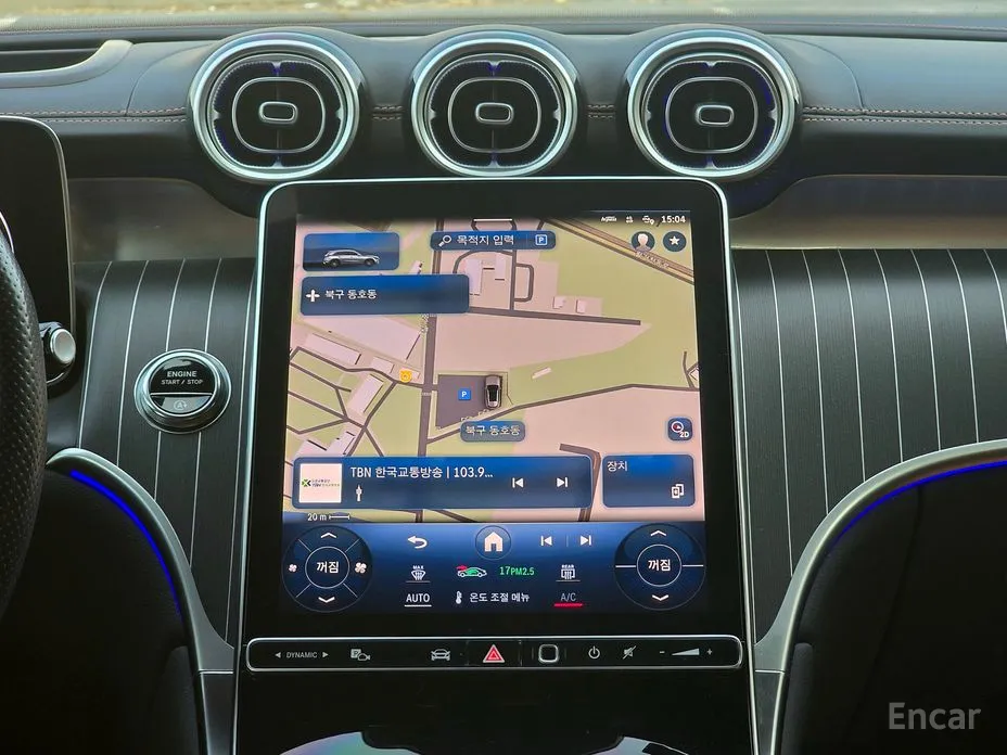 Photo 15 - Mercedes-Benz GLC-Class