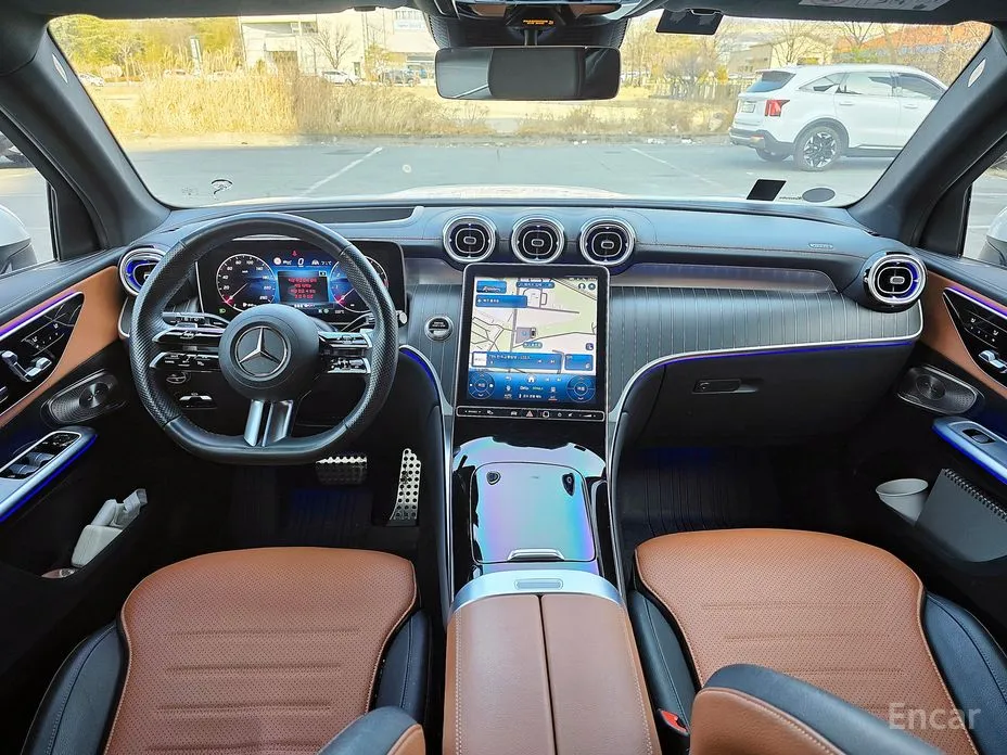 Photo 7 - Mercedes-Benz GLC-Class