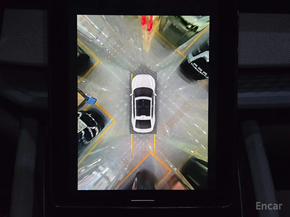 Фото 12 - Polestar 2