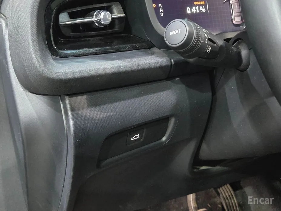 Фото 15 - Polestar 2