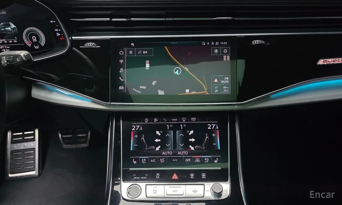 Фото 14 - Audi Q8