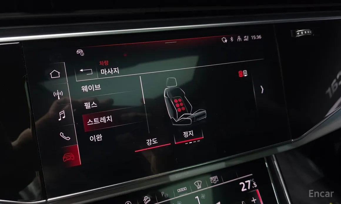 Фото 16 - Audi Q8