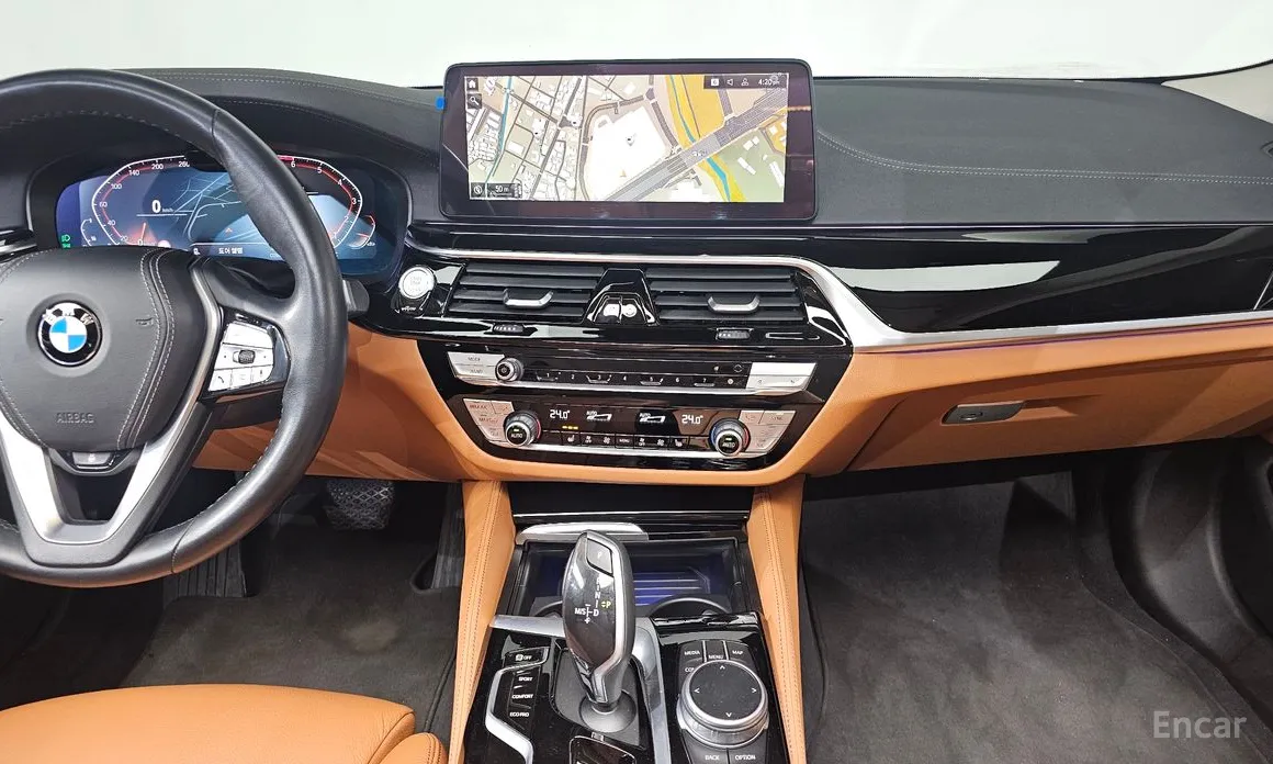 Фото 14 - BMW 5 Series