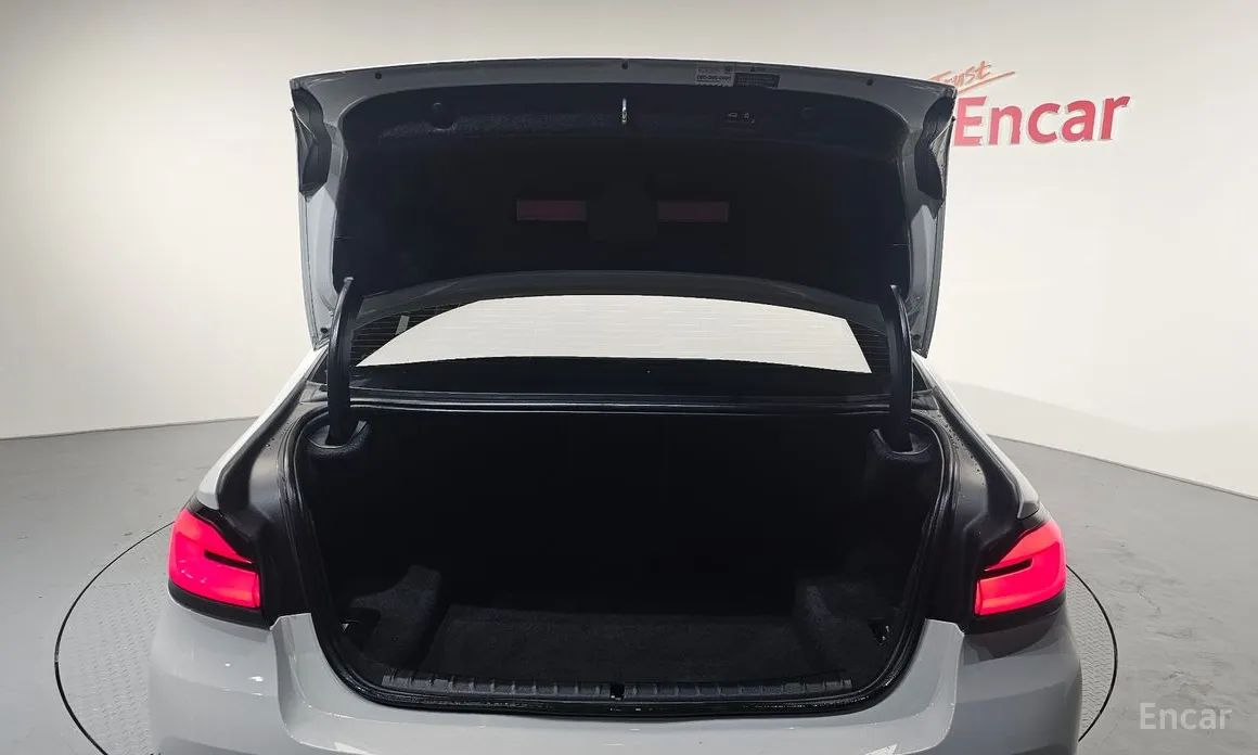 Фото 20 - BMW 5 Series