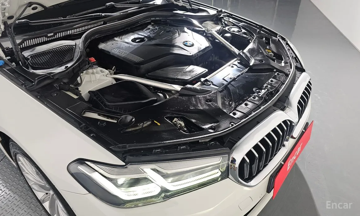 Фото 6 - BMW 5 Series