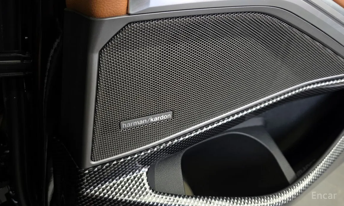 Photo 17 - BMW 3 Series